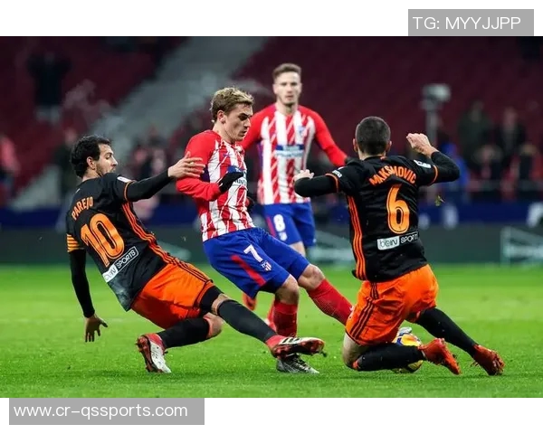 每体独家揭秘：巴萨客场比赛为何带上球员家属？